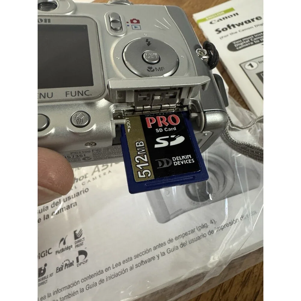 Canon PowerShot A520 4MP Digital Camera Tested Box Manual SD Card Vintage